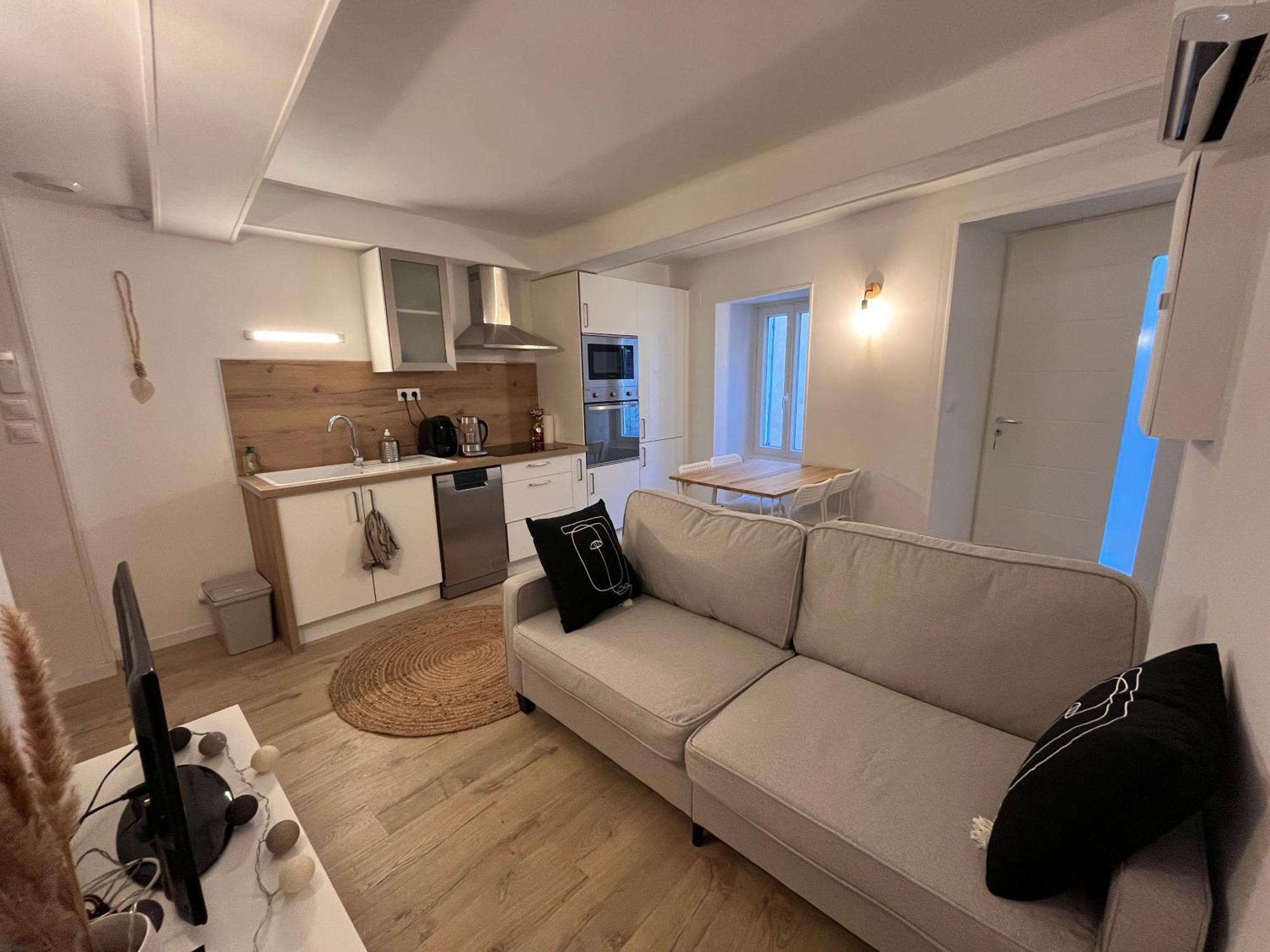 Maison 1807 Saint-Chaptes Экстерьер фото